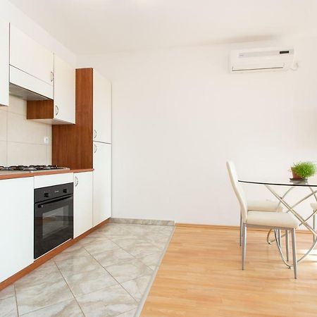 Adria Punat Apartments מראה חיצוני תמונה
