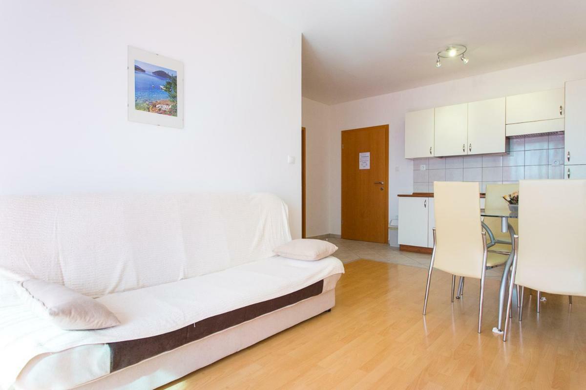 Adria Punat Apartments מראה חיצוני תמונה