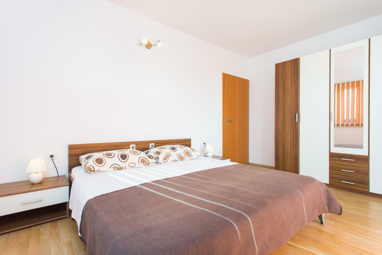 Adria Punat Apartments מראה חיצוני תמונה