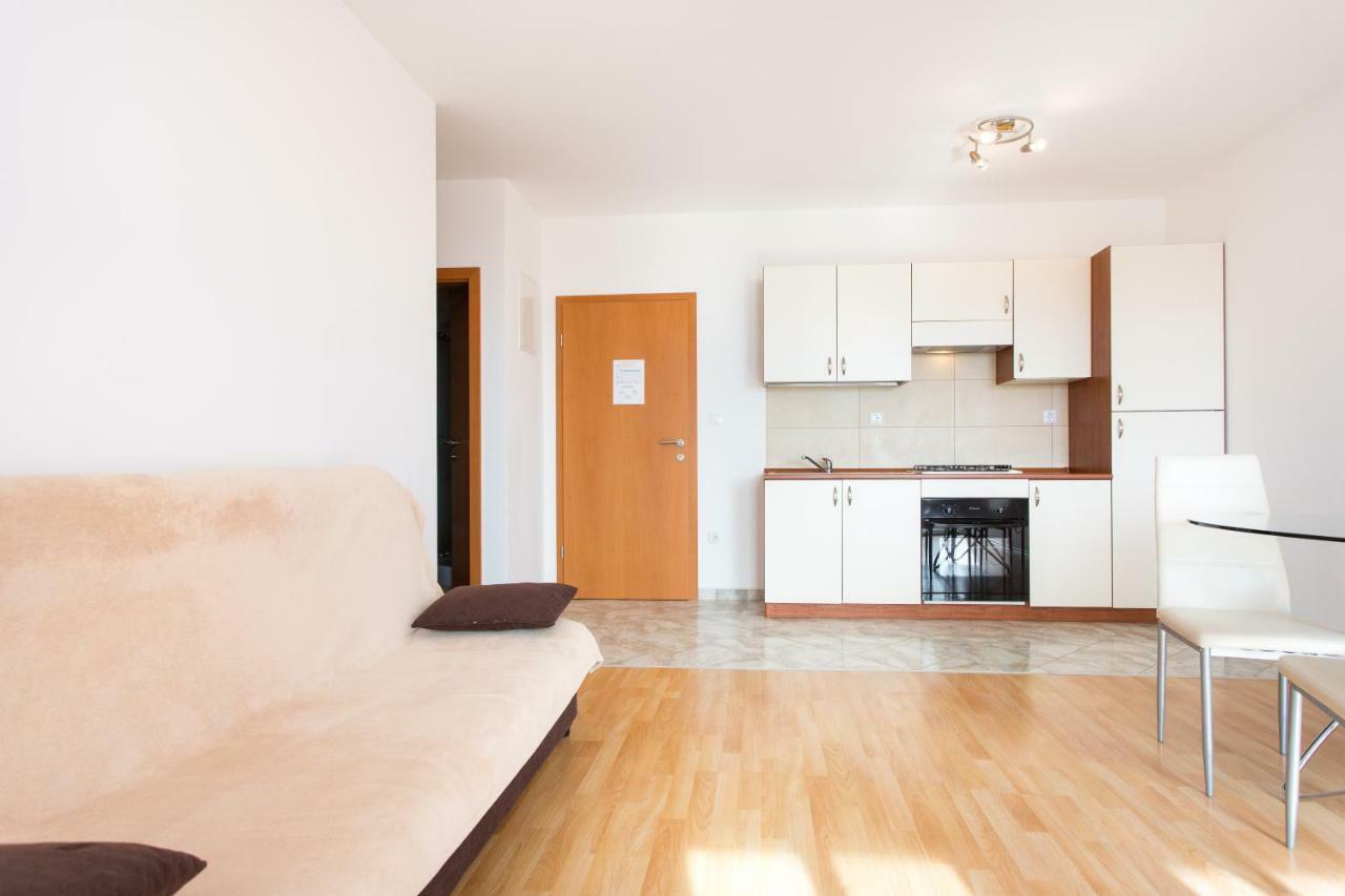 Adria Punat Apartments מראה חיצוני תמונה